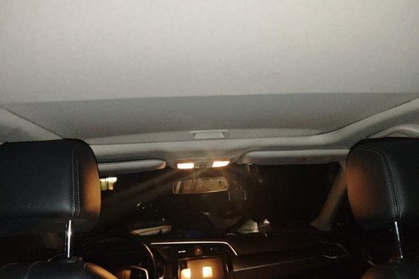 Honda Civic 2016, 120500 км, за 7969 USD - фото 19