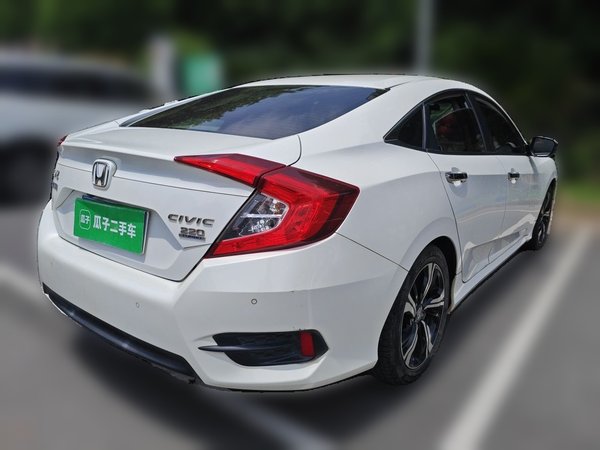 Honda Civic 2016, 145300 км, за 8713 USD
