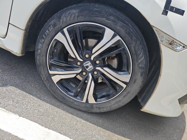 Honda Civic 2016, 145300 км, за 8713 USD
