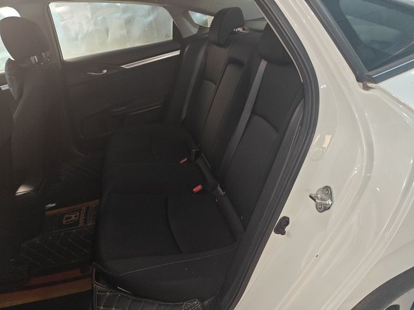 Honda Civic 2016, 61800 км, за 9511 USD - фото 18