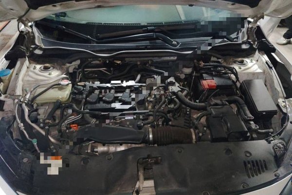 Honda Civic 2016, 70000 км, за 9259 USD - фото 17
