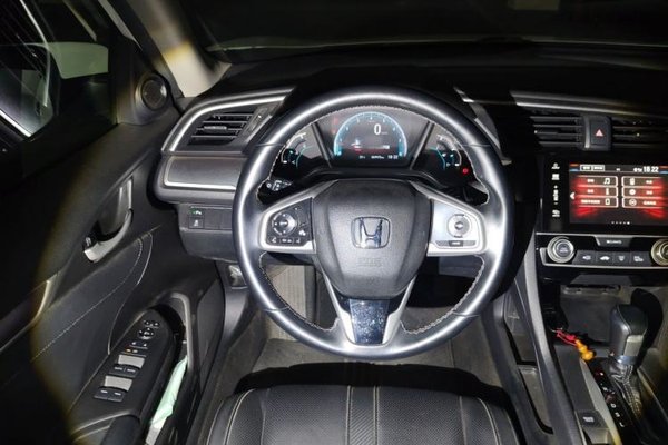 Honda Civic 2016, 70000 км, за 9259 USD - фото 7