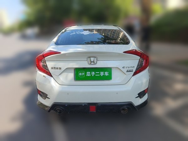 Honda Civic 2016, 79100 км, за 10227 USD
