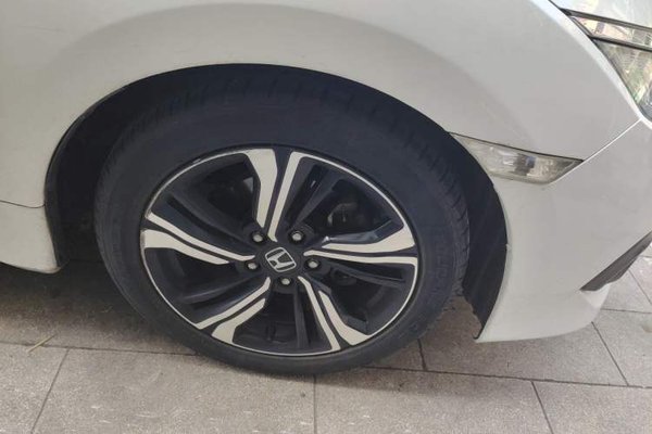 Honda Civic 2016, 80900 км, за 9045 USD
