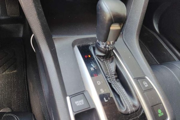 Honda Civic 2016, 80900 км, за 9045 USD - фото 11