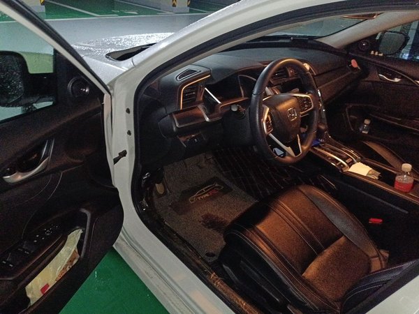 Honda Civic 2016, 84900 км, за 7977 USD - фото 17