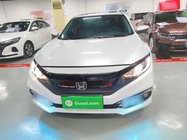 Honda Civic 2019, 99300 км, за 9713 USD