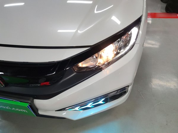 Honda Civic 2019, 99300 км, за 9713 USD - фото 8