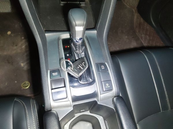 Honda Civic 2019, 99300 км, за 9713 USD - фото 18