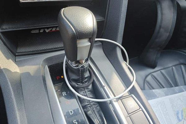 Honda Civic 2019, 63300 км, за 13779 USD - фото 13