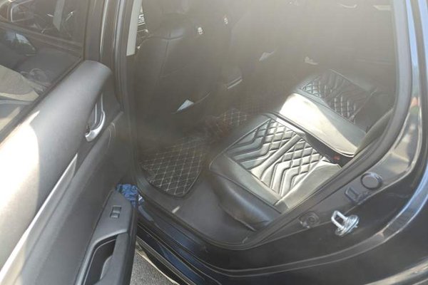 Honda Civic 2019, 63300 км, за 13779 USD - фото 20