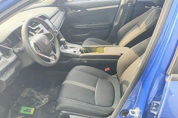Honda Civic 2019, 63500 км, за 9853 USD - фото 23