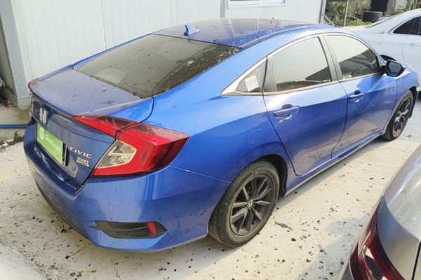 Honda Civic 2019, 63500 км, за 9853 USD - фото 6