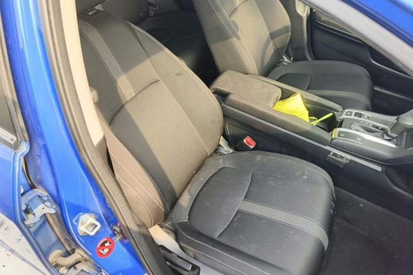 Honda Civic 2019, 63500 км, за 9853 USD - фото 28