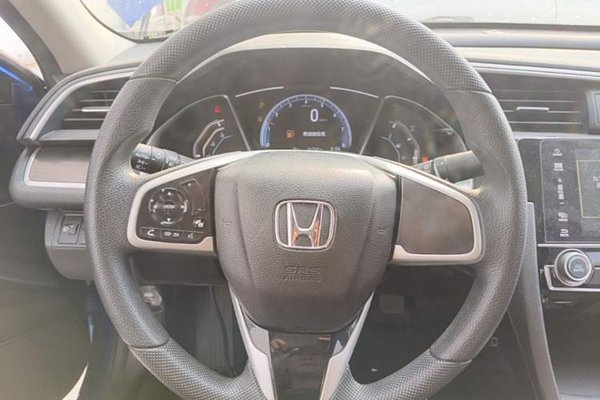 Honda Civic 2019, 63500 км, за 9853 USD - фото 19
