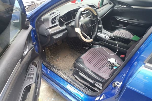 Honda Civic 2019, 68200 км, за 11473 USD - фото 19