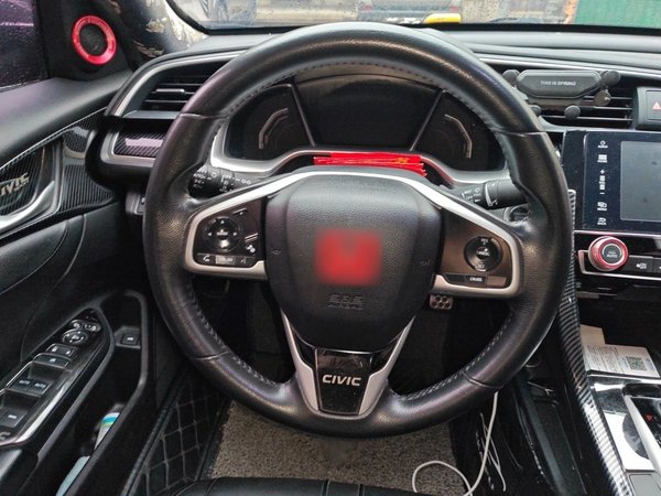 Honda Civic 2019, 99400 км, за 10715 USD - фото 11