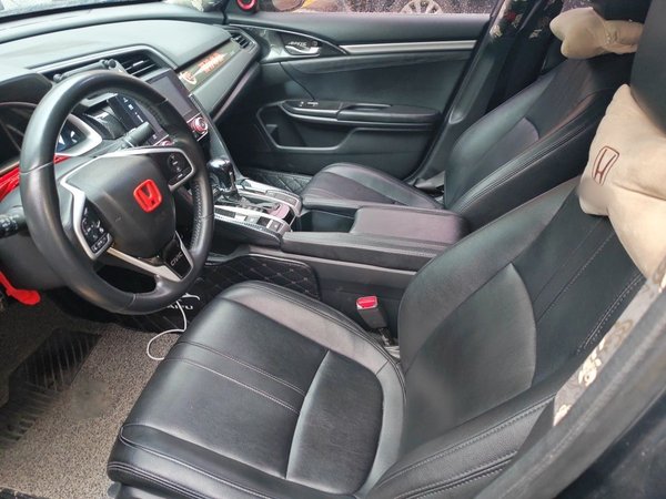Honda Civic 2019, 99400 км, за 10715 USD - фото 16