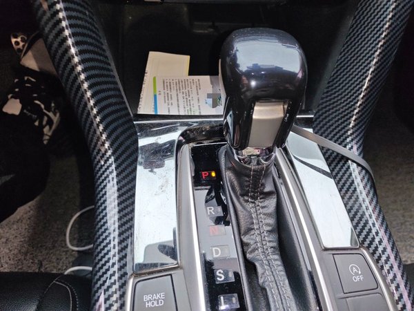 Honda Civic 2019, 99400 км, за 10715 USD - фото 15
