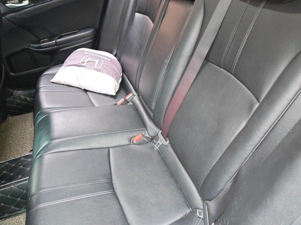 Honda Civic 2019, 99400 км, за 10715 USD - фото 18