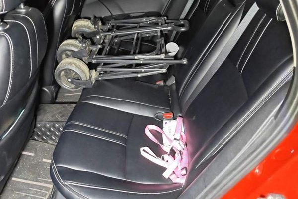 Honda Civic 2019, 60000 км, за 10711 USD - фото 20