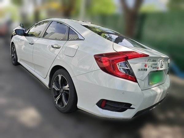 Honda Civic 2019, 101400 км, за 11317 USD