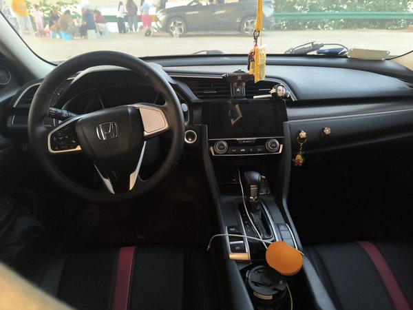 Honda Civic 2019, 130600 км, за 8882 USD - фото 10
