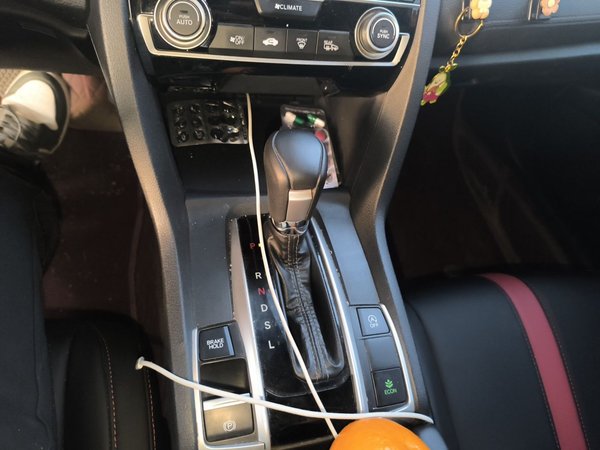 Honda Civic 2019, 130600 км, за 8882 USD - фото 15