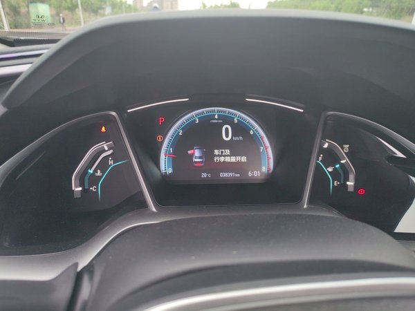 Honda Civic 2019, 38300 км, за 9169 USD - фото 12