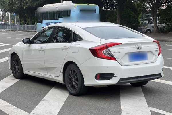 Honda Civic 2019, 47600 км, за 11835 USD