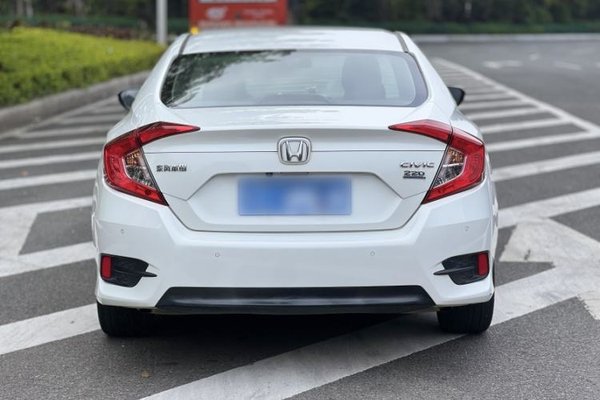 Honda Civic 2019, 47600 км, за 11835 USD - фото 6