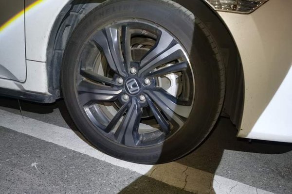 Honda Civic 2019, 53600 км, за 9912 USD - фото 8