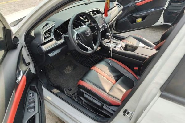 Honda Civic 2019, 72500 км, за 9912 USD - фото 13