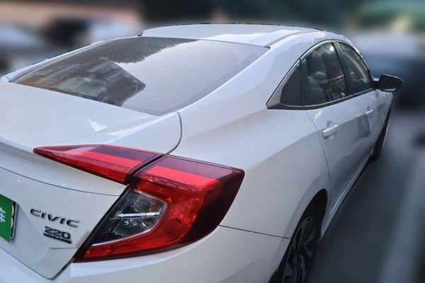 Honda Civic 2019, 93600 км, за 9043 USD - фото 6