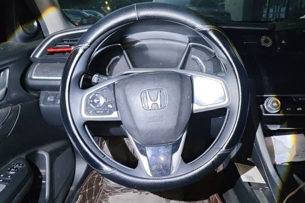 Honda Civic 2019, 93600 км, за 9043 USD - фото 11