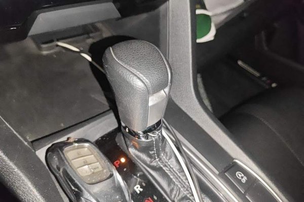 Honda Civic 2019, 95700 км, за 11222 USD - фото 11