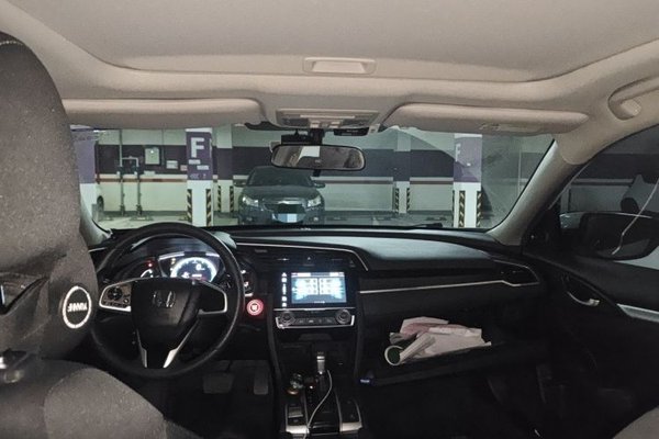 Honda Civic 2019, 95700 км, за 11222 USD - фото 15