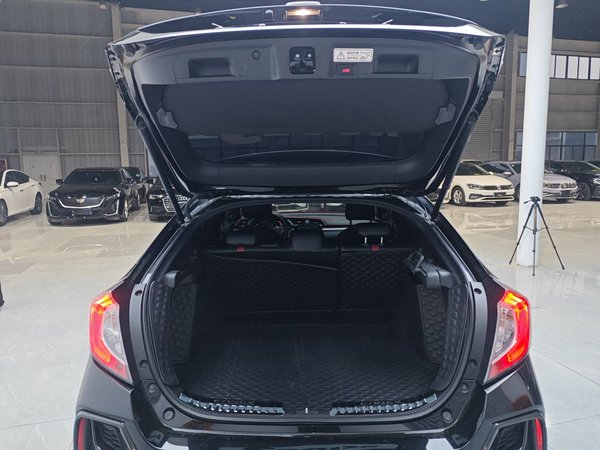 Honda Civic 2021, 30800 км, за 14111 USD - фото 14