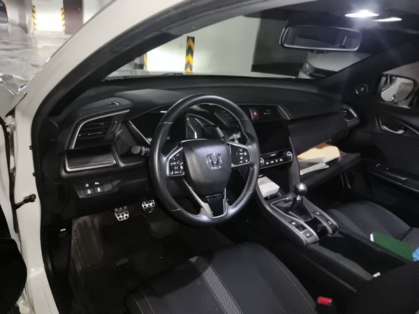Honda Civic 2021, 18100 км, за 17500 USD - фото 18