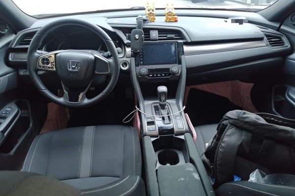Honda Civic 2021, 20600 км, за 13737 USD - фото 6
