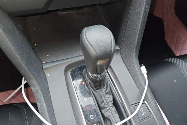 Honda Civic 2021, 20600 км, за 13737 USD - фото 11