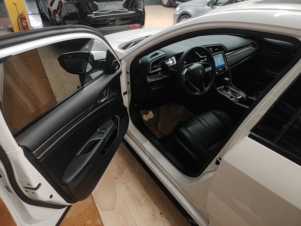 Honda Civic 2021, 48500 км, за 12069 USD - фото 19
