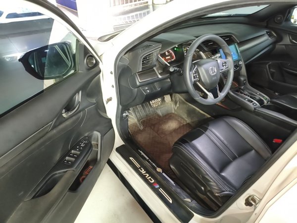 Honda Civic 2021, 56700 км, за 13237 USD - фото 19