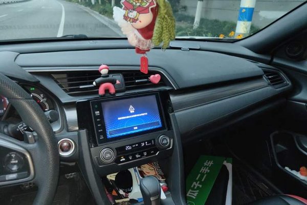 Honda Civic 2021, 60900 км, за 10589 USD - фото 13