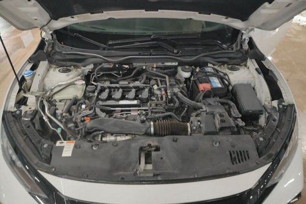 Honda Civic 2021, 60900 км, за 10589 USD - фото 21