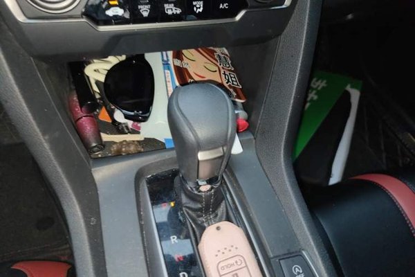 Honda Civic 2021, 60900 км, за 10589 USD - фото 14