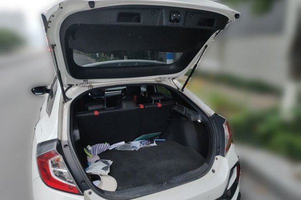Honda Civic 2021, 60900 км, за 10589 USD - фото 19