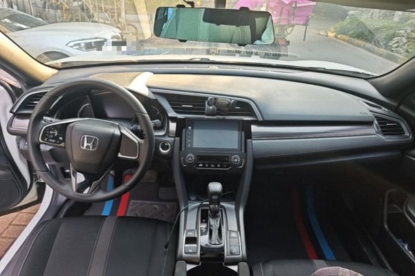 Honda Civic 2021, 78200 км, за 11105 USD - фото 12