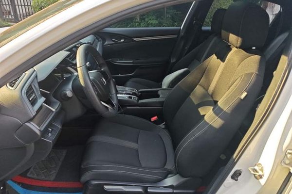 Honda Civic 2021, 78200 км, за 11105 USD - фото 17