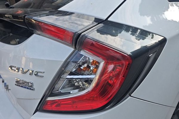 Honda Civic 2021, 78200 км, за 11105 USD - фото 9